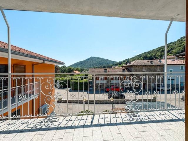 Appartamento in vendita a Brovello-Carpugnino, Piemonte