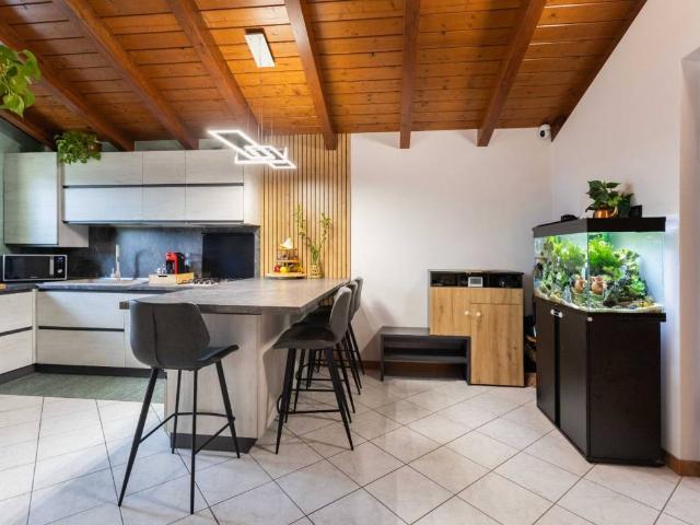 Appartamento in vendita a Stropino, Brovello-Carpugnino