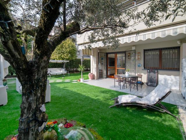 Appartamento in vendita a Brugherio, Lombardia