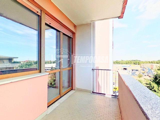 Appartamento in vendita a Brugherio, Lombardia