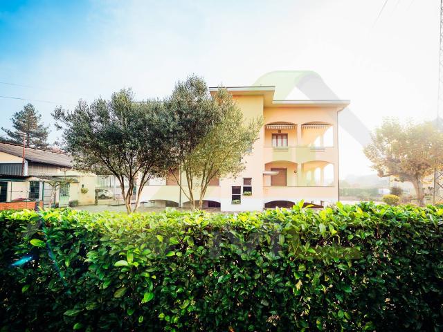 Appartamento in vendita a Moncucco, Brugherio