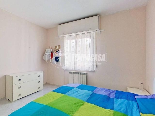 Appartamento in vendita a Brugherio, Lombardia