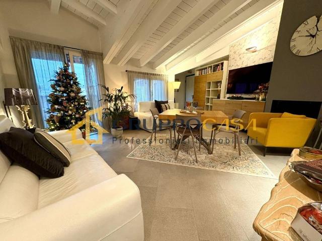 Attico in vendita a Brugherio, Monza-brianza