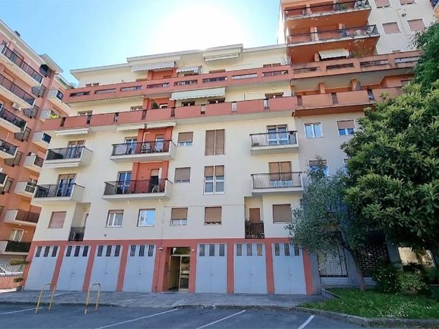 Appartamento in vendita a Moncucco, Brugherio