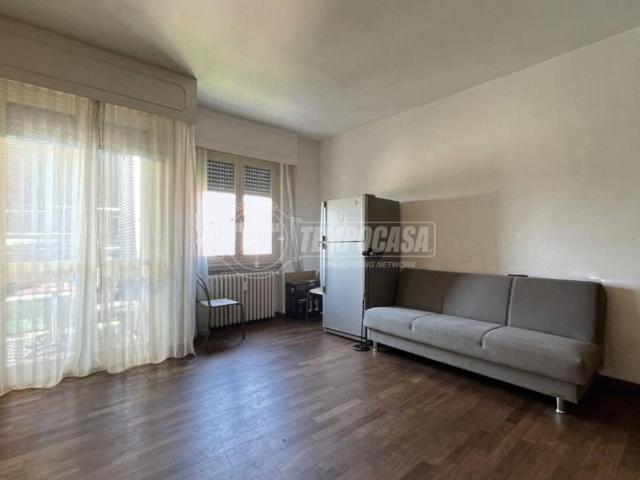 Appartamento in vendita a Brugherio, Lombardia