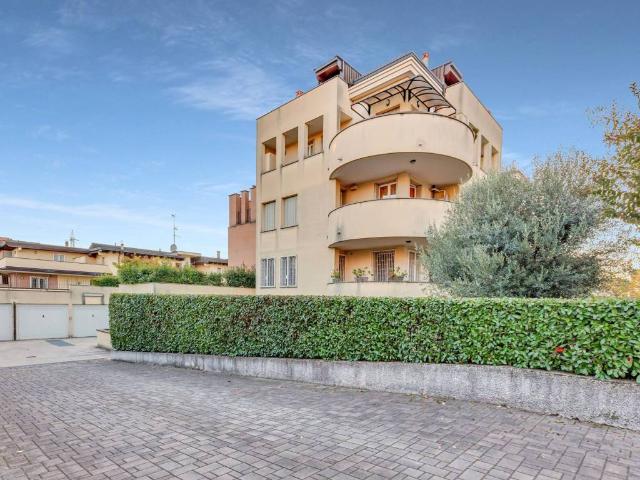 Appartamento in vendita a Moncucco, Brugherio