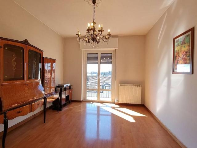 Appartamento in vendita a Brugherio, Lombardia