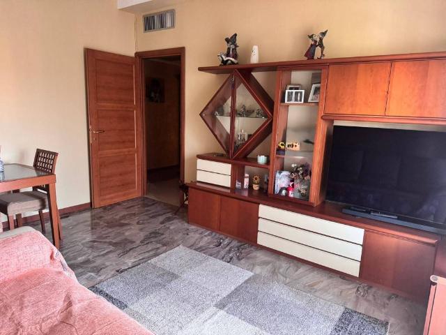 Appartamento in vendita a Brugherio, Lombardia