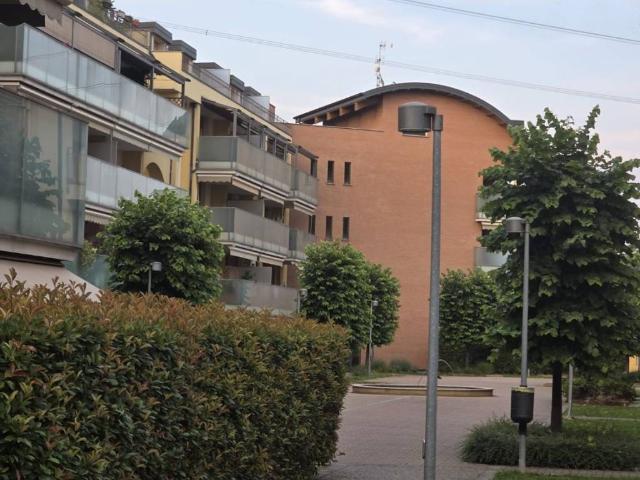 Appartamento in vendita a Brugherio, Lombardia