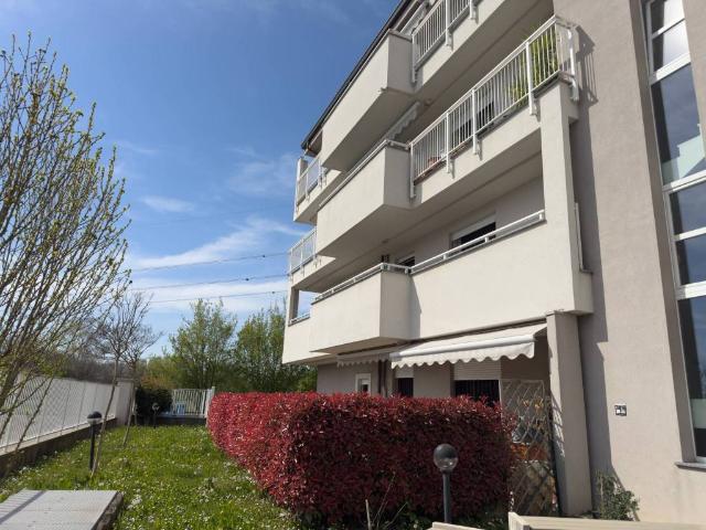 Appartamento in vendita a Moncucco, Brugherio