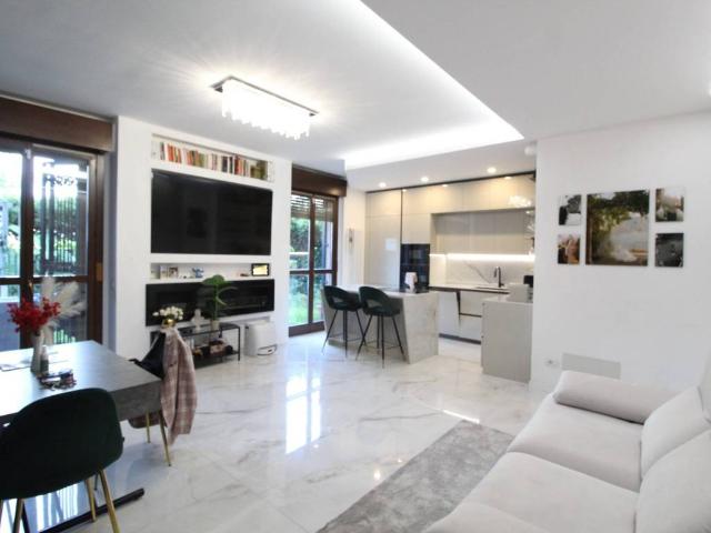Appartamento in vendita a Brugherio, Lombardia