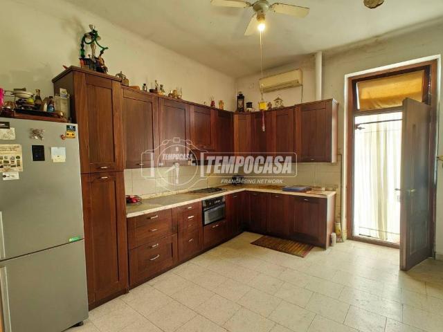 Appartamento in vendita a Brugherio, Lombardia