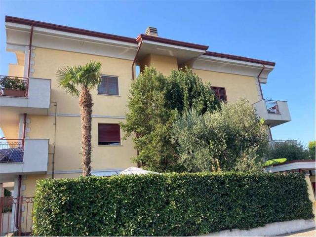 Appartamento in vendita a Brugherio, Lombardia
