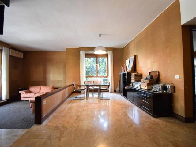 Appartamento in vendita a Brugherio, Lombardia