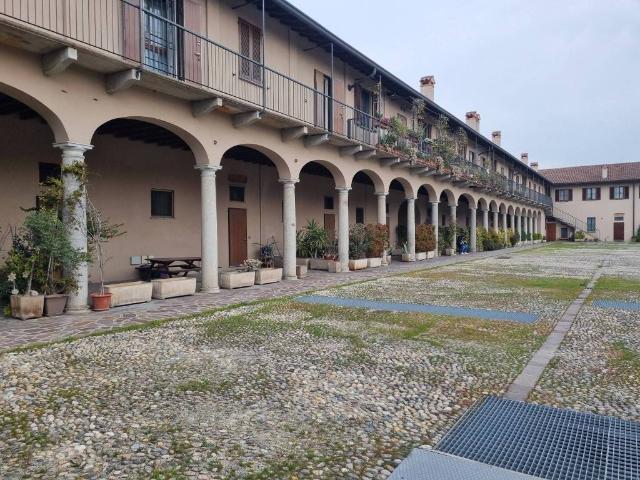 Appartamento in vendita a Brugherio, Lombardia