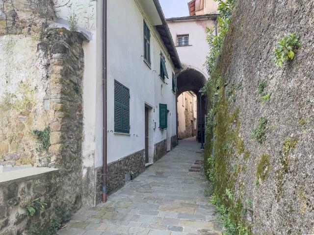 Appartamento in vendita a Brugnato, Liguria