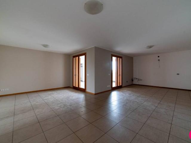 Appartamento in vendita a Brugnera, Friuli-Venezia Giulia