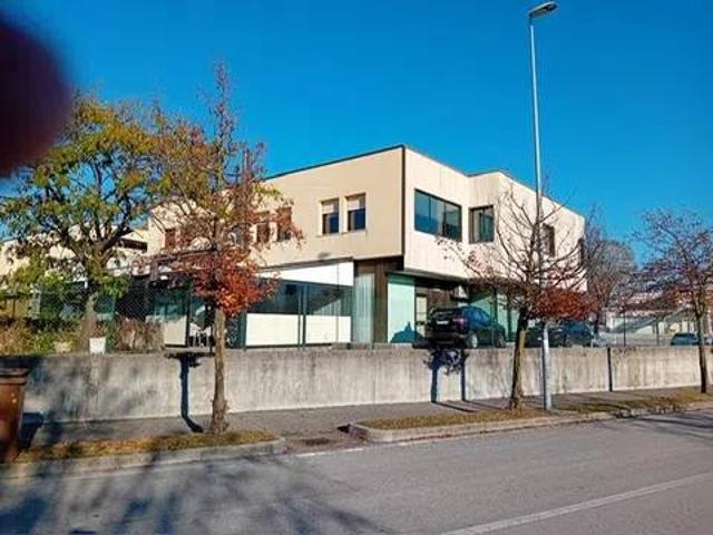 Appartamento in vendita a Brugnera, Friuli-Venezia Giulia