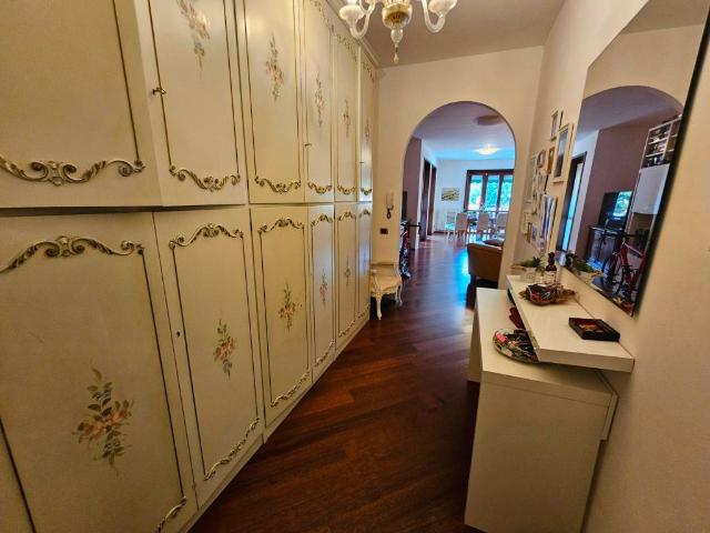 Appartamento in vendita a Brunate, Lombardia