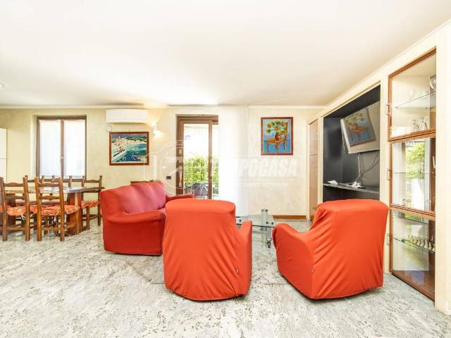 Appartamento in vendita a Brusaporto, Lombardia