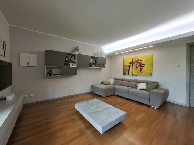 Appartamento in vendita a Brusaporto, Lombardia
