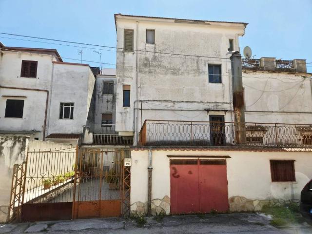 Appartamento in vendita a Brusciano, Campania