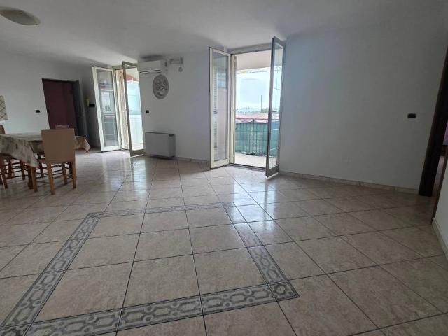 Appartamento in vendita a Brusciano, Campania