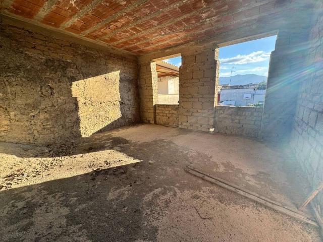 Appartamento in vendita a Brusciano, Campania