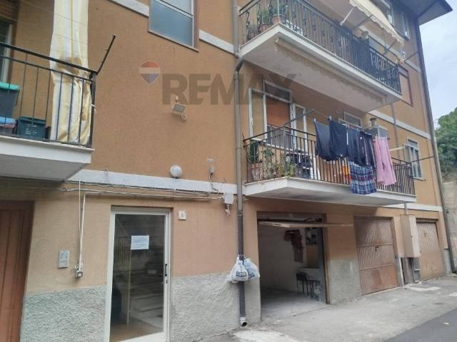Appartamento in vendita a Buccheri, Siracusa