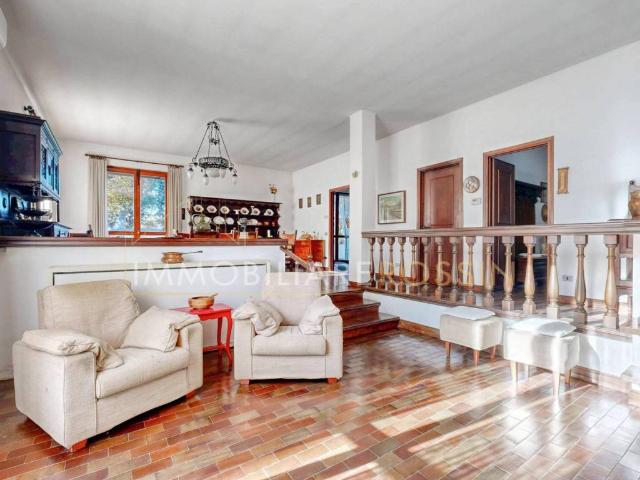 Villa Indipendente in vendita a Grancino, Buccinasco