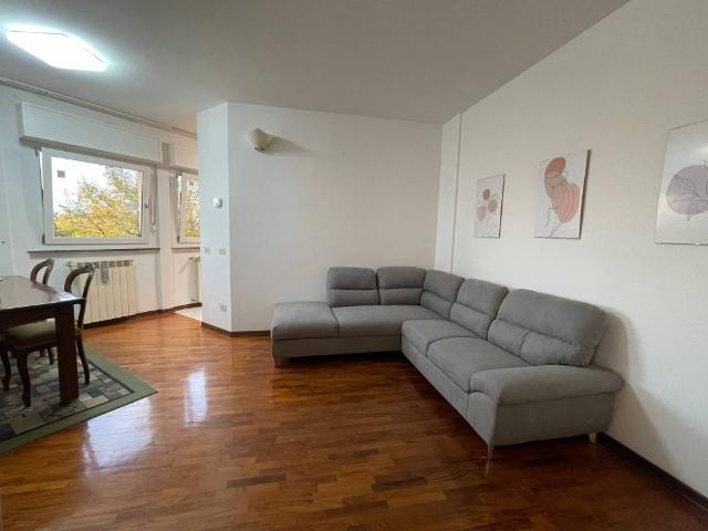 Appartamento in vendita a Buccinasco, Lombardia