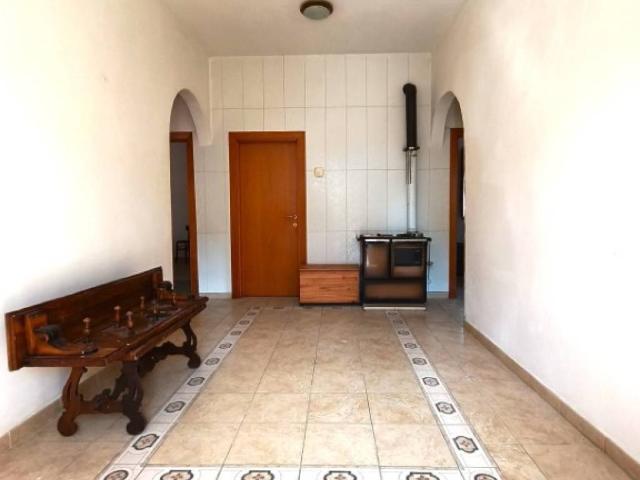 Appartamento in vendita a Bucine, Toscana
