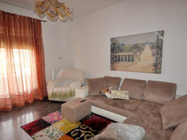 Appartamento in vendita a Bucine, Toscana
