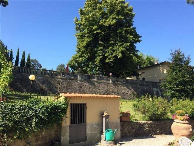 Appartamento in vendita a Bucine, Toscana