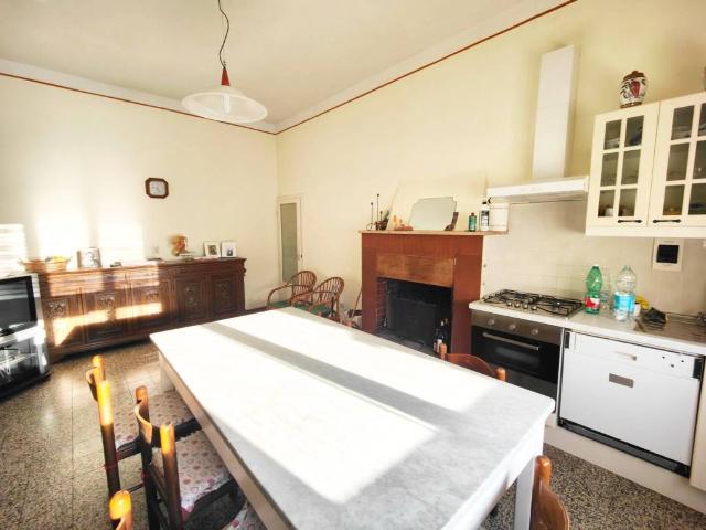 Appartamento in vendita a Bucine, Toscana