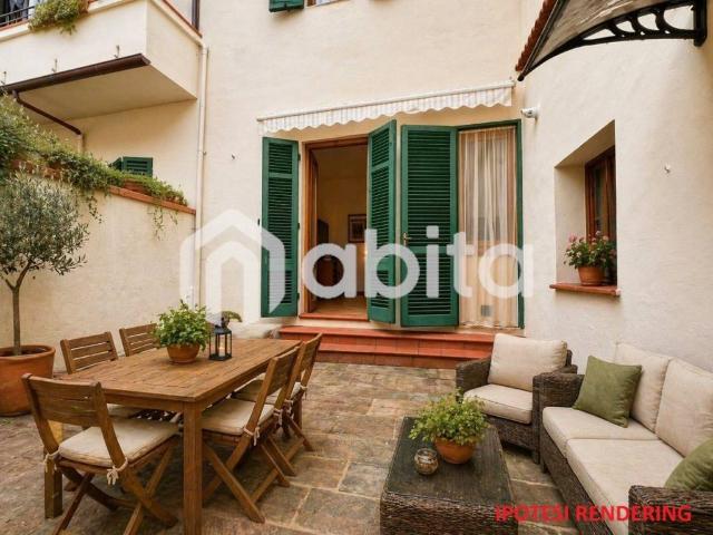 Appartamento in vendita a Bucine, Toscana