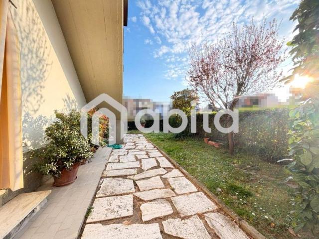 Appartamento in vendita a Bucine, Toscana