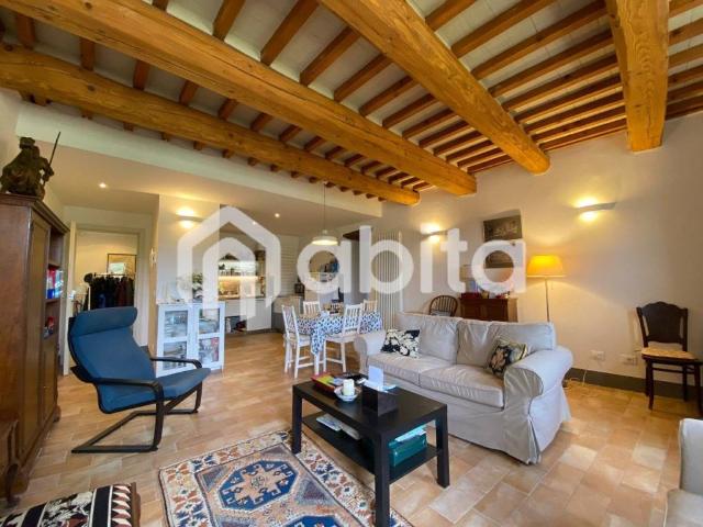Appartamento in vendita a Bucine, Toscana