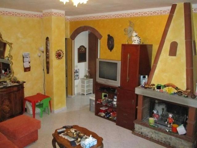 Appartamento in vendita a Bucine, Toscana