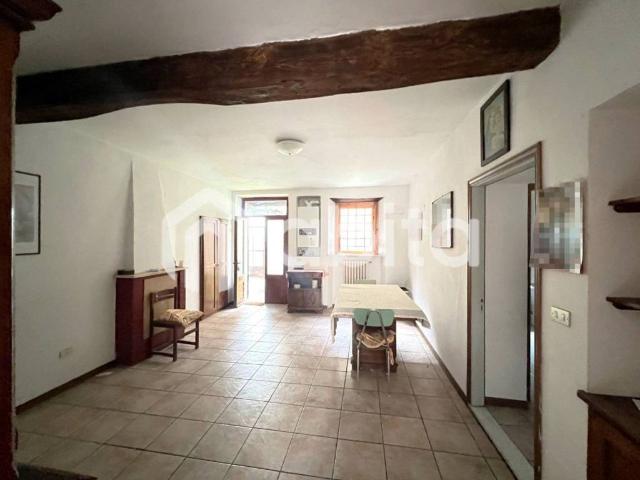 Appartamento in vendita a Bucine, Toscana