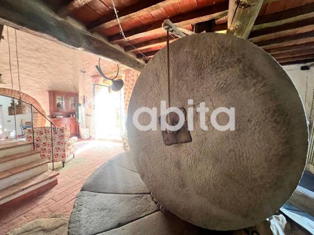 Appartamento in vendita a Bucine, Toscana