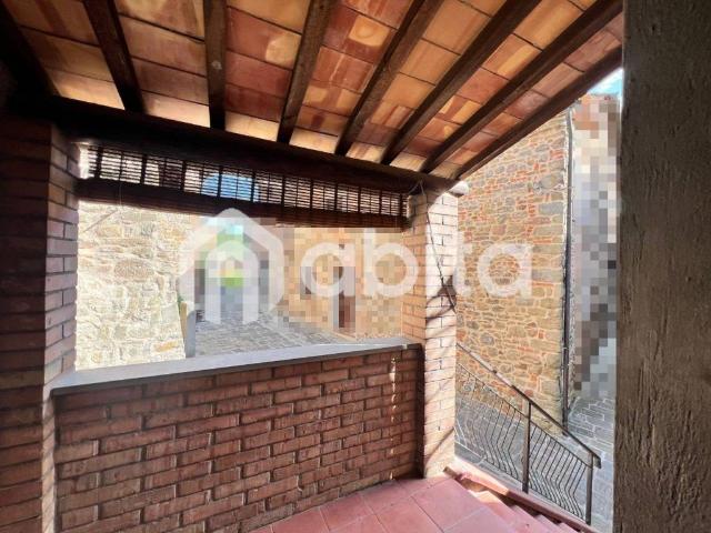 Appartamento in vendita a Bucine, Toscana