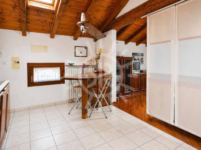 Appartamento in vendita a Budrio, Reggio Emilia