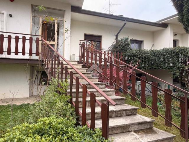Appartamento in vendita a Budrio, Reggio Emilia