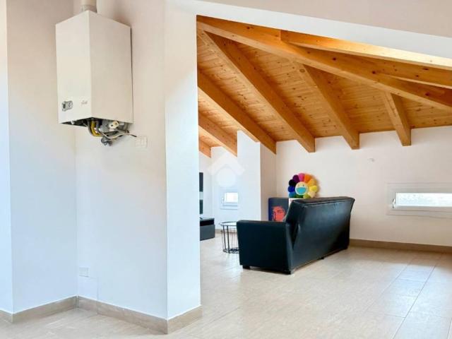 Appartamento in vendita a Budrio, Reggio Emilia