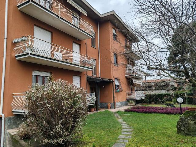 Appartamento in vendita a Buguggiate, Varese