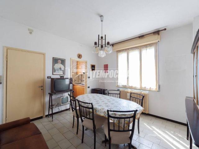 Appartamento in vendita a Bulciago, Lombardia