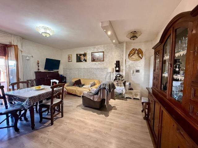 Appartamento in vendita a Quartiere Grattacielo, Buonconvento