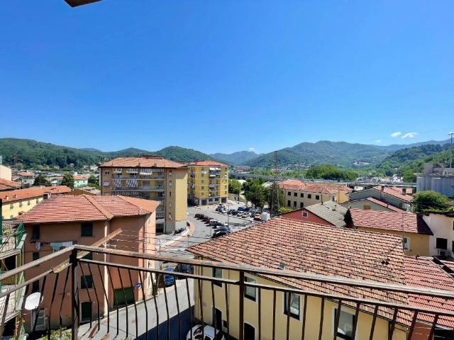 Appartamento in vendita a Busalla, Liguria