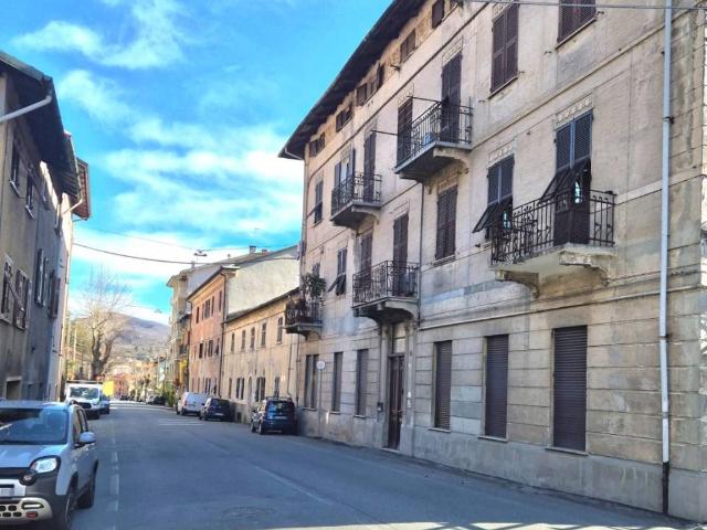 Appartamento in vendita a Busalla, Liguria